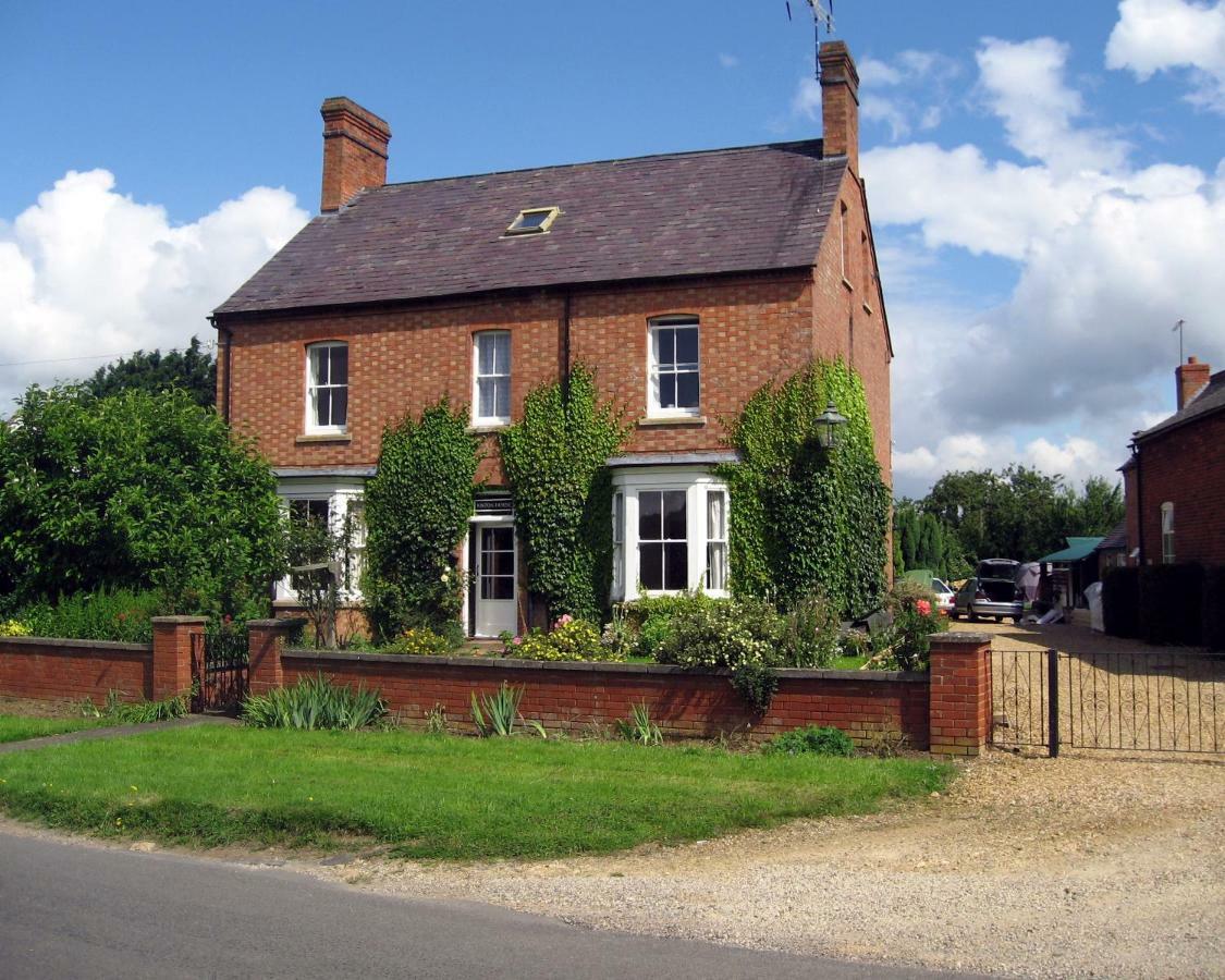 Winton House Acomodação com café da manhã Stratford-upon-Avon Exterior foto